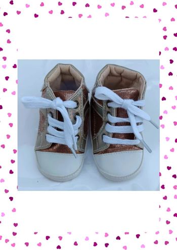Chaussures 16