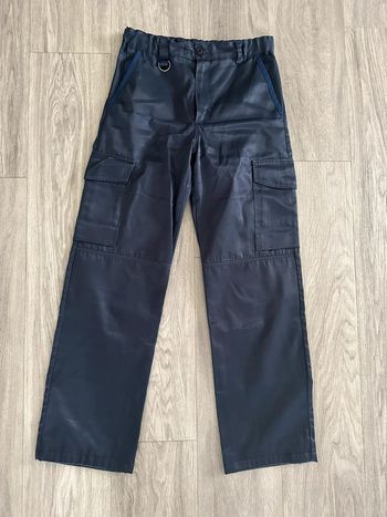 Pantalon cargo bleu marine satiné T38