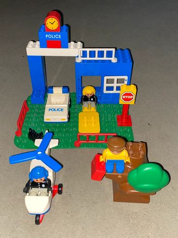 Duplo 2683 Vintage Police station