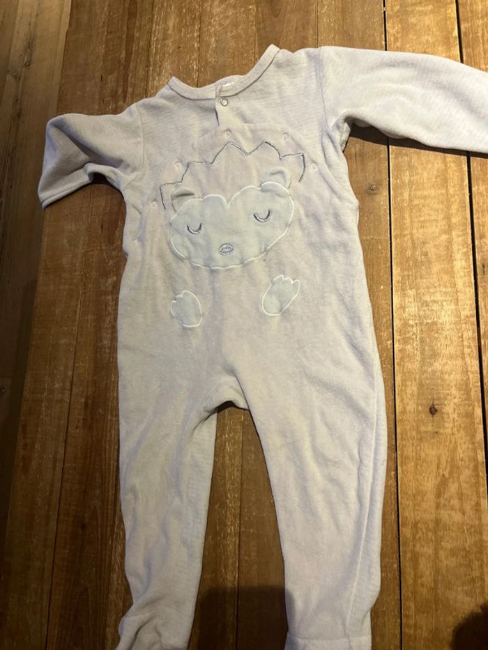 Lot de pyjamas - photo numéro 2