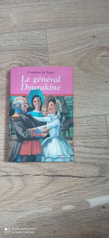 Livre le général  dourakine