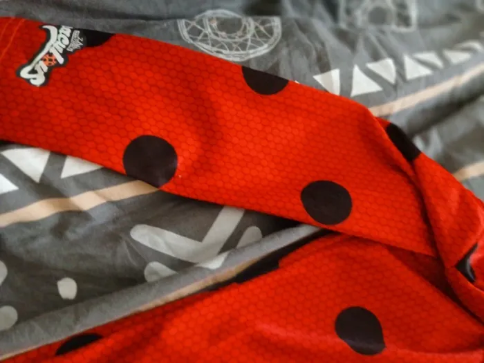 Lot miraculous lady bug 5/6 ans - photo numéro 10