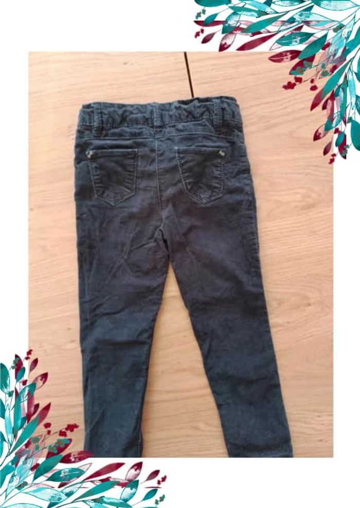 Pantalon fille 4 ans - photo numéro 5