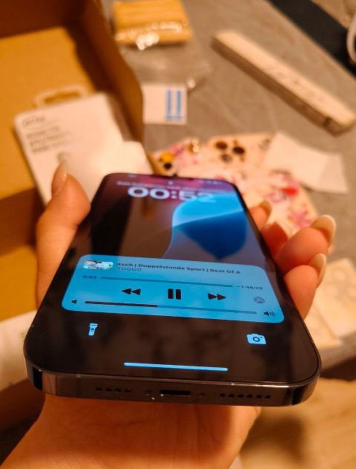 I p h o n e 13 p r o m a x - photo numéro 2