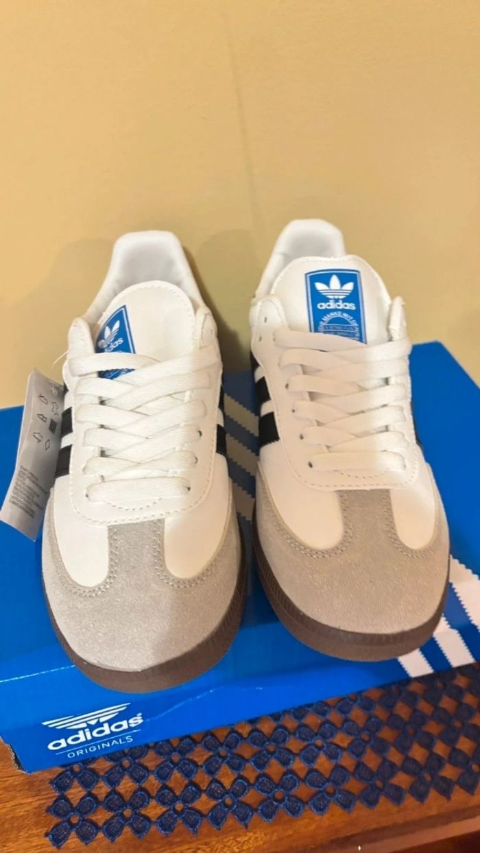 Originais Adidas Samba OG Blanc Taille 37 - photo numéro 2