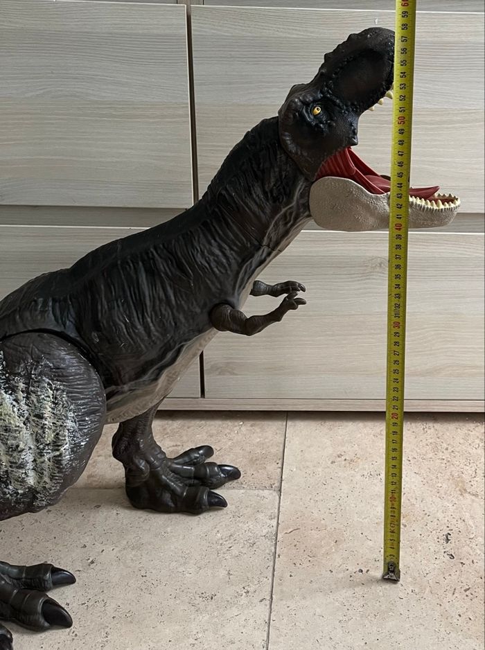 Dinosaure géant - photo numéro 9