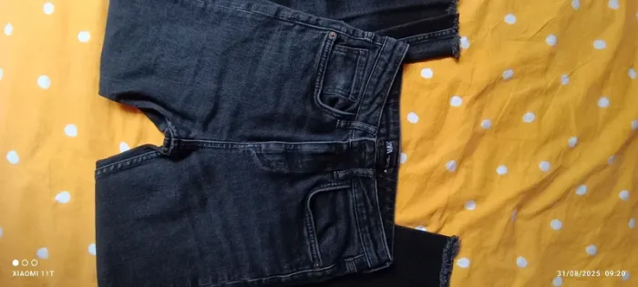 2 jean Zara lot jean Zara noir blanc 36 slim patte d'éléphant - photo numéro 2