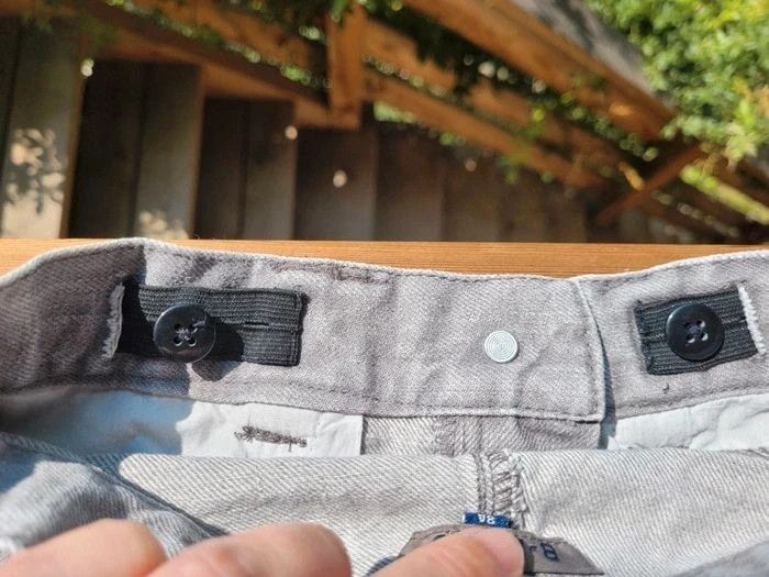 Superbe bermuda en jeans gris délavé B-Karo, 8 ans - photo numéro 8