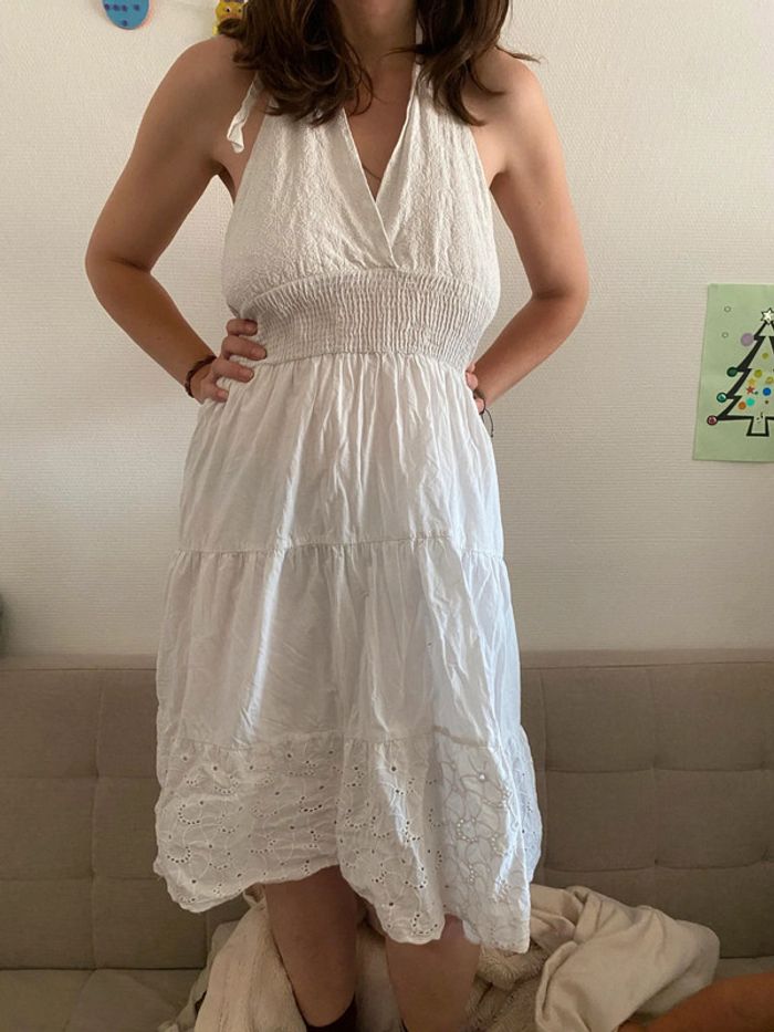 Robe blanche dos nu 🔸 taille 42 🔄