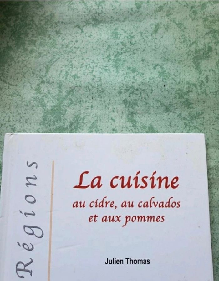 Livre la cuisine au cidre, au calvados et aux pommes - photo numéro 2