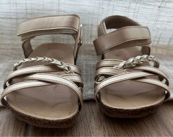 Sandales bébé dorées Taille 20