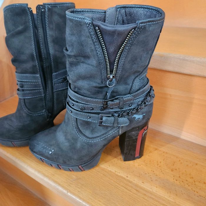 Bottines a talons mustang - photo numéro 2