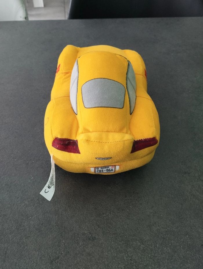 Grande peluche voiture cars cruz Ramirez - photo numéro 3