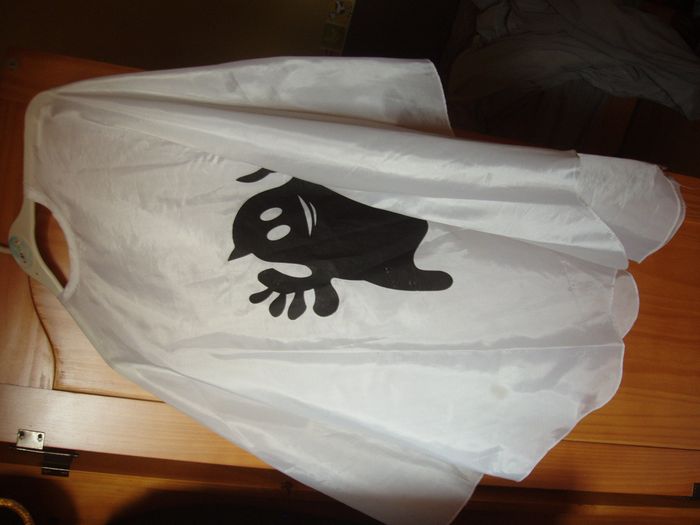déguisement poncho fantome halloween