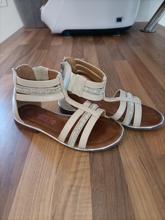 Sandales crème et argenté 29