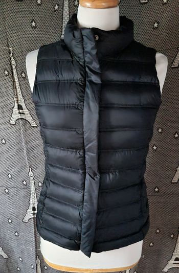 Veste doudoune sans manches noir taille S Mango