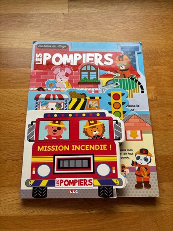 Livre enfant cartonné les pompiers
