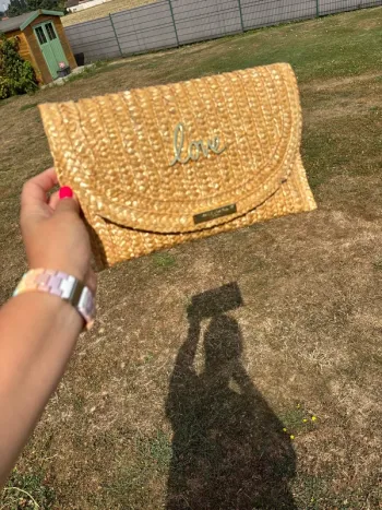 Pochette en paille Love