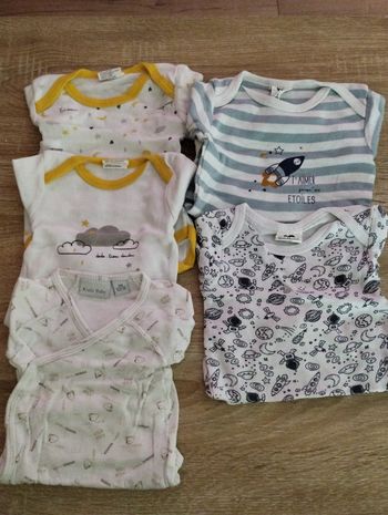 Lot de bodies 3 mois
