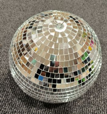 Boule à facettes 30 cm de diamètre. Disco 