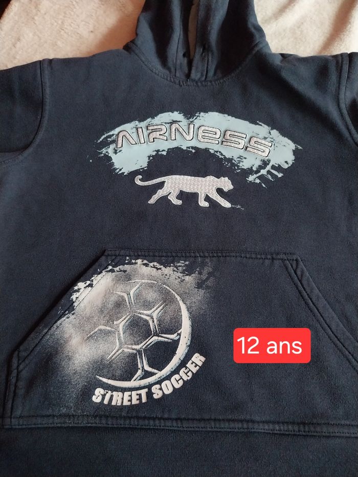 Pull à capuche airness 12ans