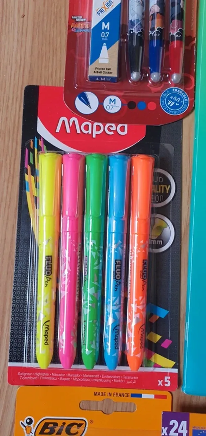 Lot complet fournitures scolaires de marque - photo numéro 4