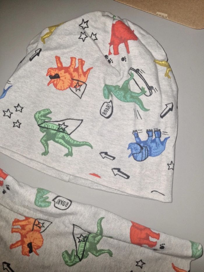Bonnet et snood dinosaure - photo numéro 2