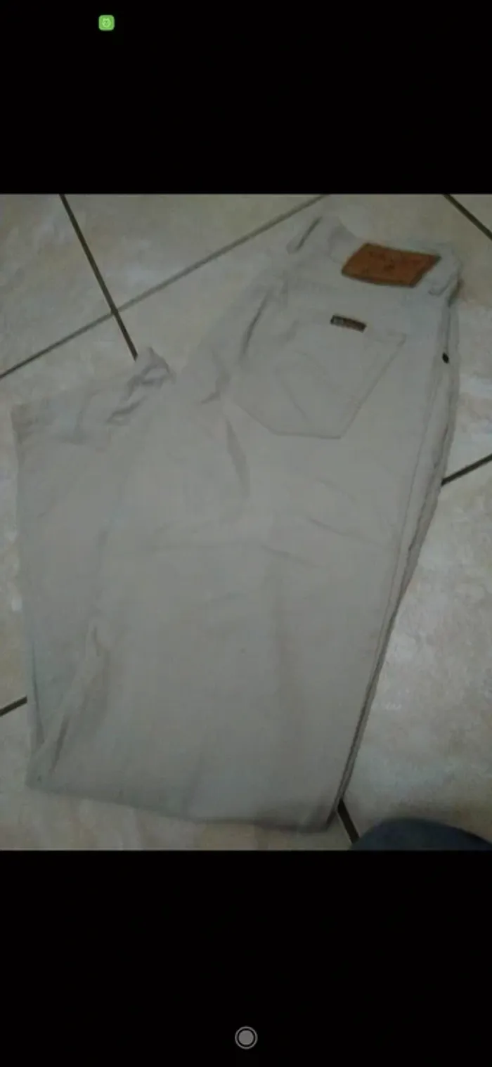 Pantalon beige 48 Marlboro classics