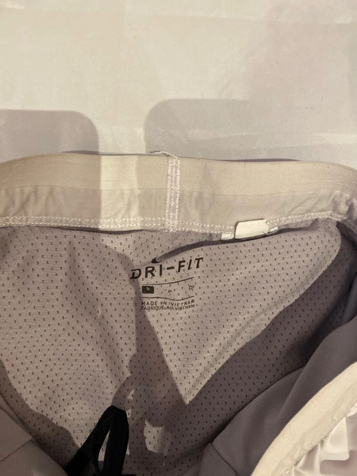 Short nike S - photo numéro 2