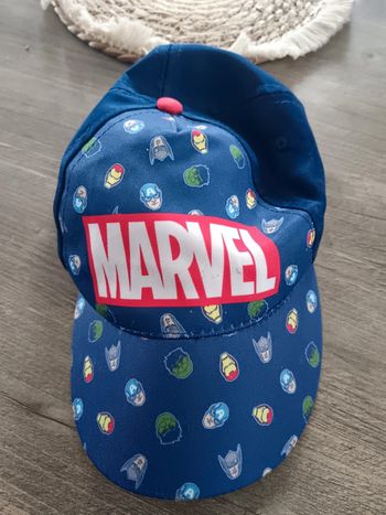 🌞 Casquette Marvel taille 52 cm très bon état général