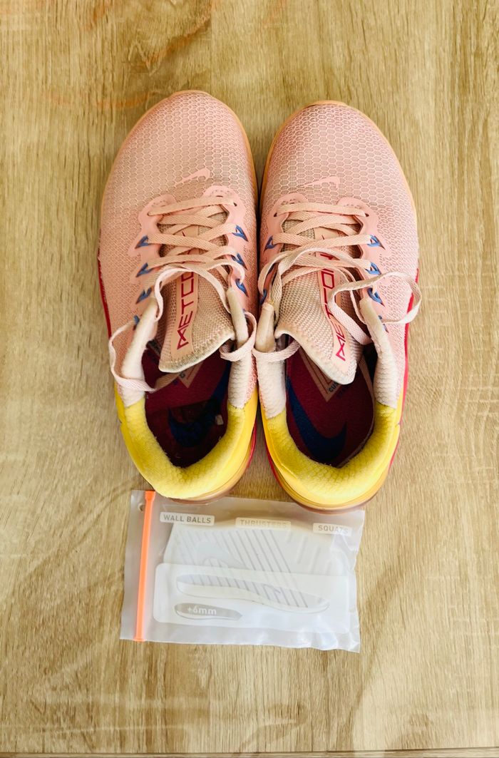 Baskets Metcon « Nike » taille 37,5 - photo numéro 2