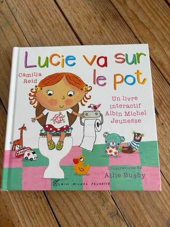 Lucie va sur le pot