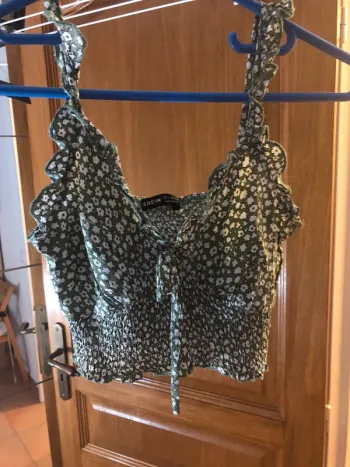 Crop top vert avec smock