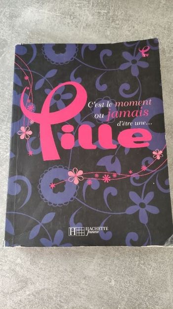 Livre dictionnaire Fille