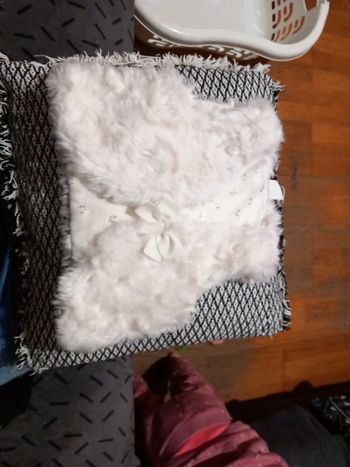 Gilet fausse fourrure h&m taille 80cm 9/12mois