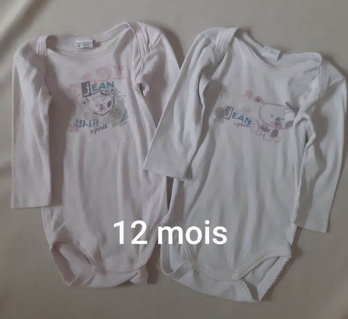 lot de 2 bodies manches longues fille - chien - bébé jean spirit - absorba - 12 mois