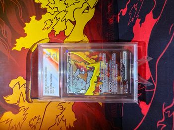 Carte Pokémon Sulfura ex de la Team Rocket 208/182 CollectAura 10