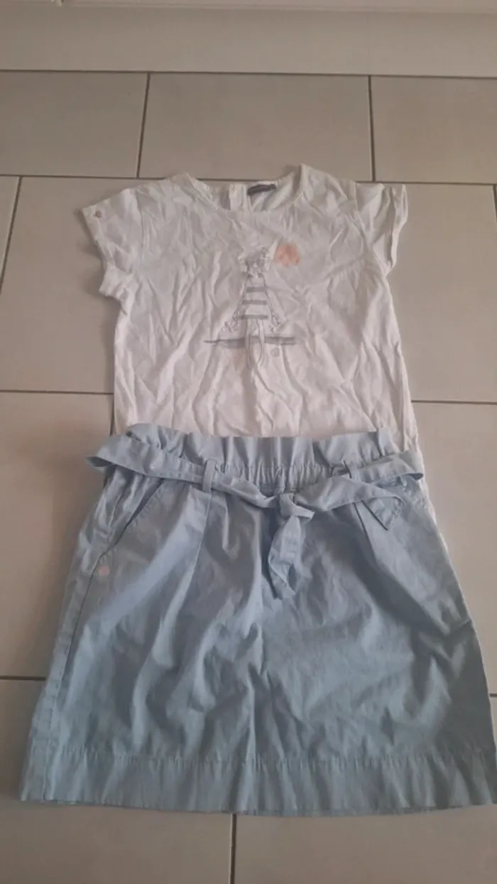 Ensemble " sergent major^ 14 ans