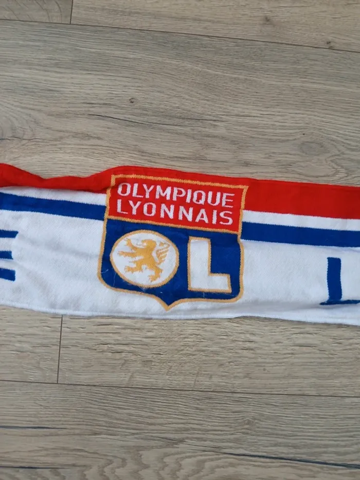 Écharpe football olympique lyonnais - photo numéro 2