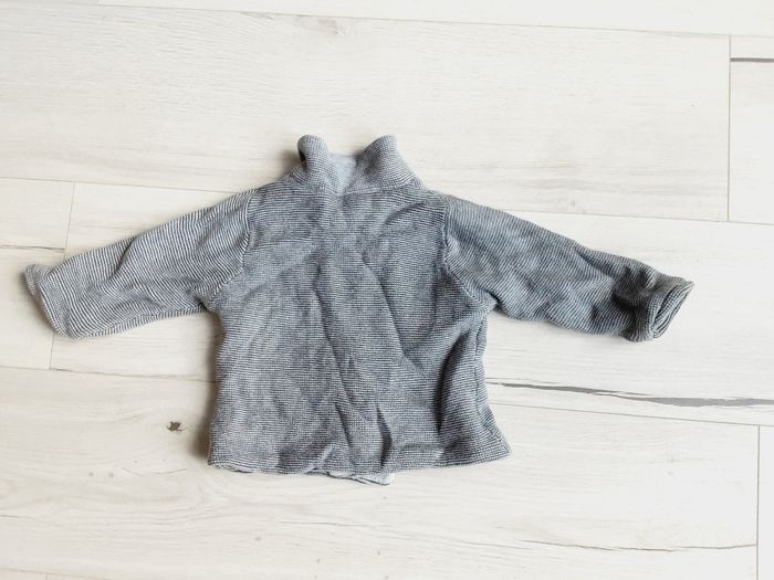 Vêtement bébé mixte garçon fille gilet gris et blanc Obaïbi 6 mois - photo numéro 4