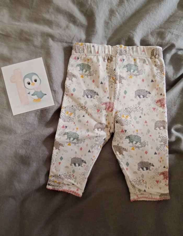Pantalon "ours" _ 1 mois - photo numéro 2