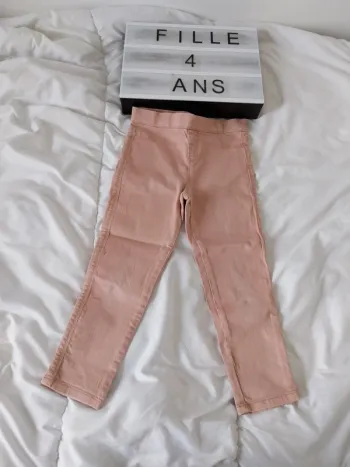 Jeans fille 4 ans