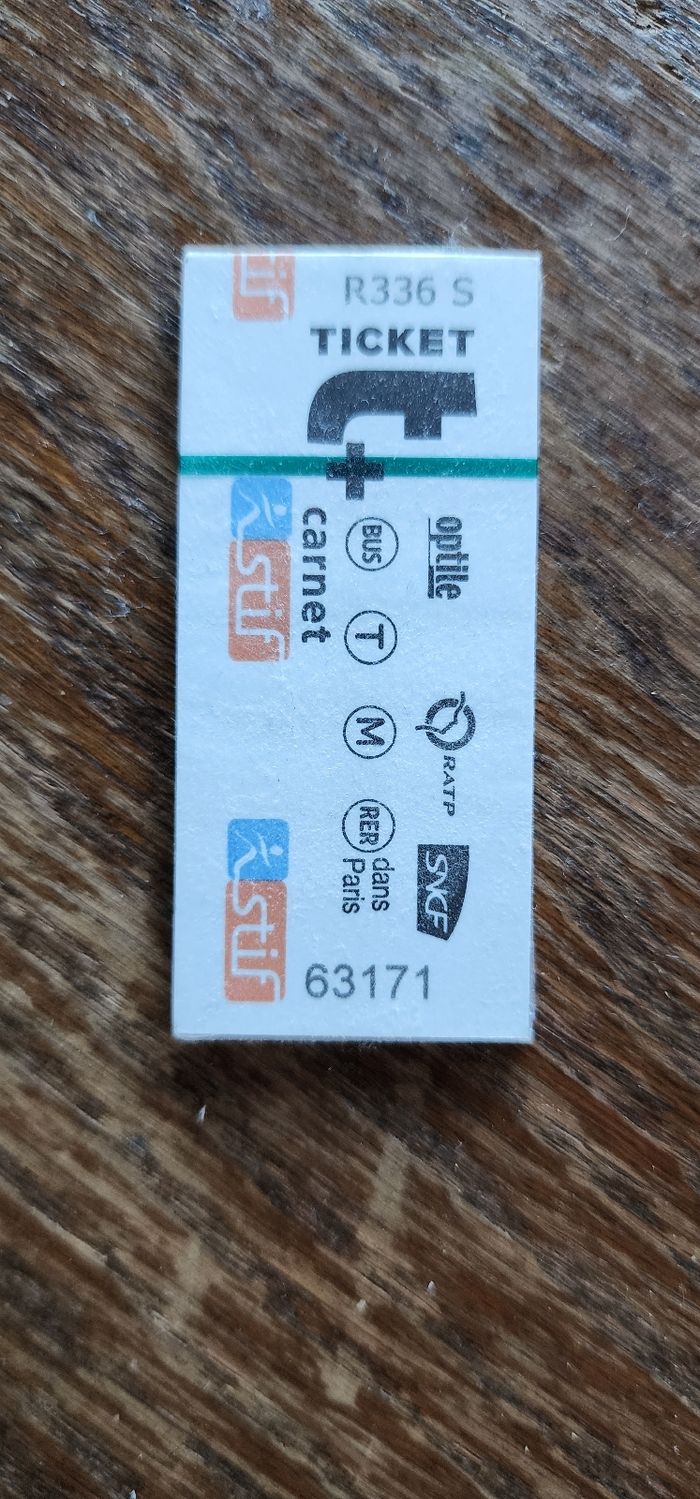 Carnet de 10 tickets de métro parisien T+ tarif RATP SNCF