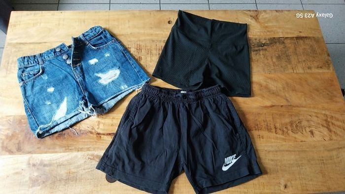 Lot 10 ans fille - photo numéro 4