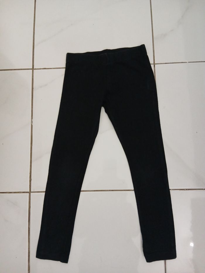 Pantalon de legging fille taille 4 ans couleur noir