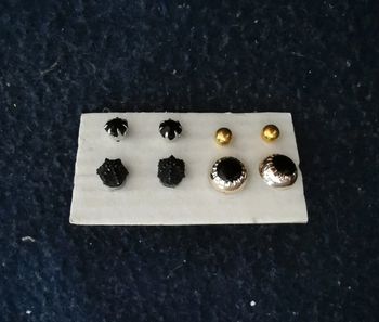 Ensemble de 4 paires de boucles