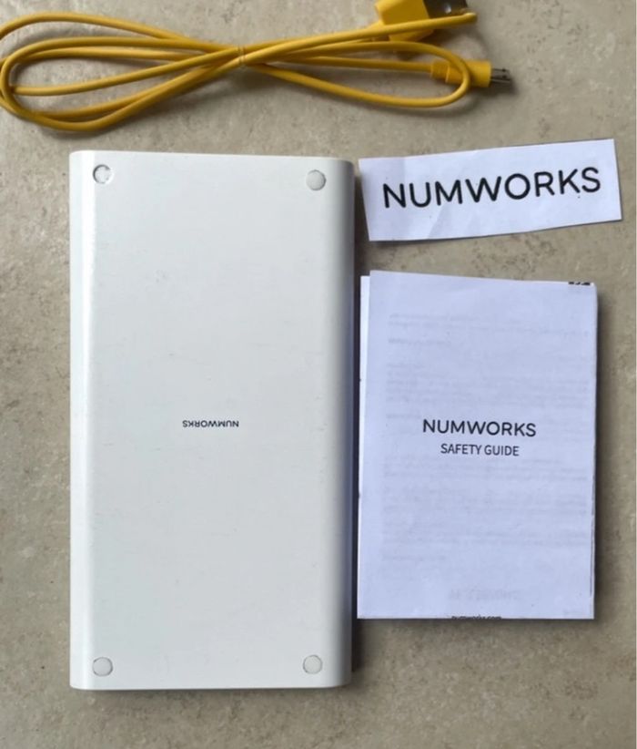 Calculatrice Numworks - photo numéro 2