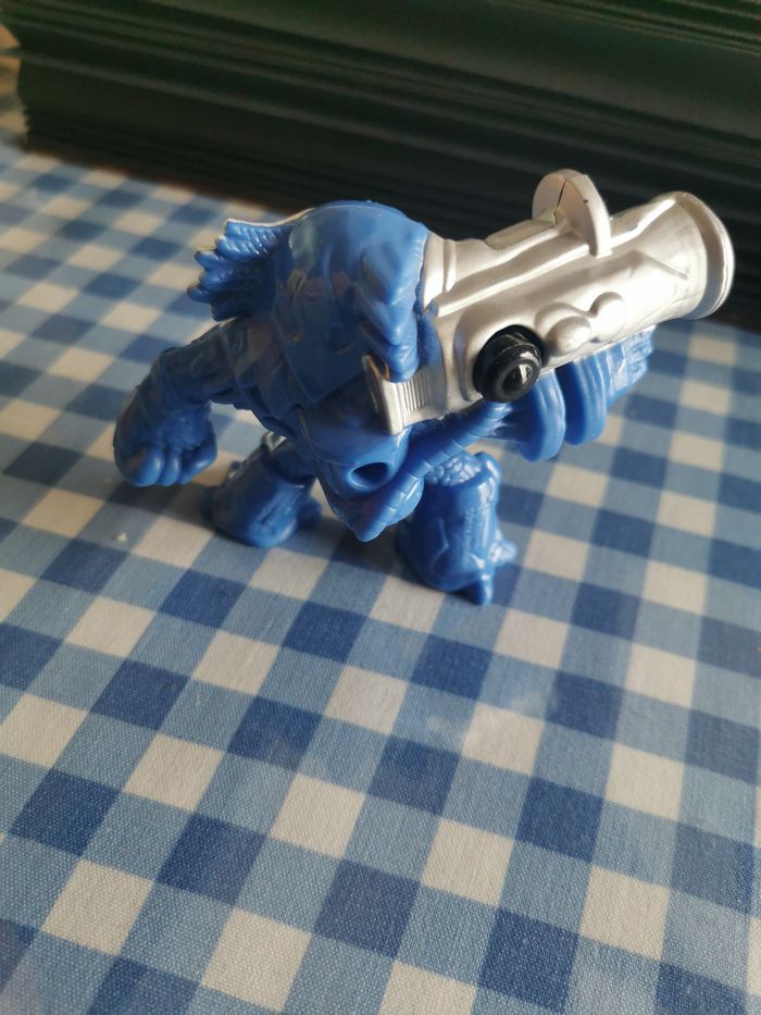 Skylanders Jet-Vac figurine aigle bleu McDonald's - photo numéro 2