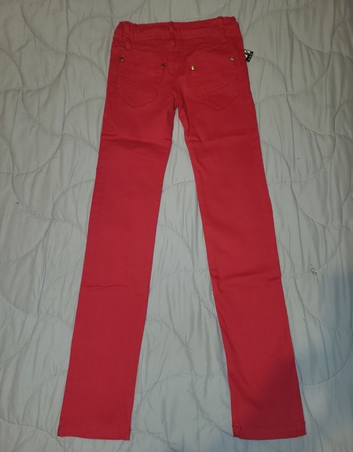 Jean rouge neuf - photo numéro 2