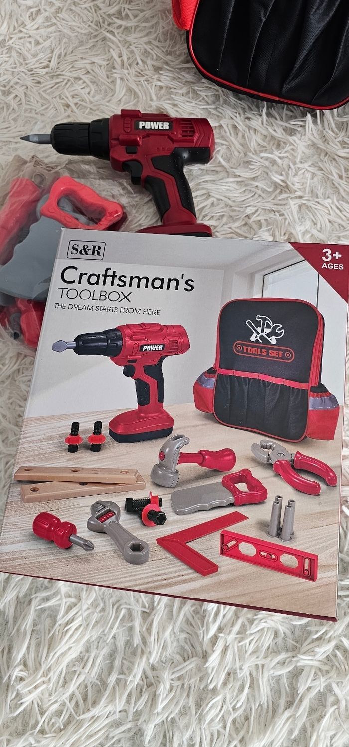 Mon sac a outils 🔧 avec visseuse électronique comme papa ! - photo numéro 10